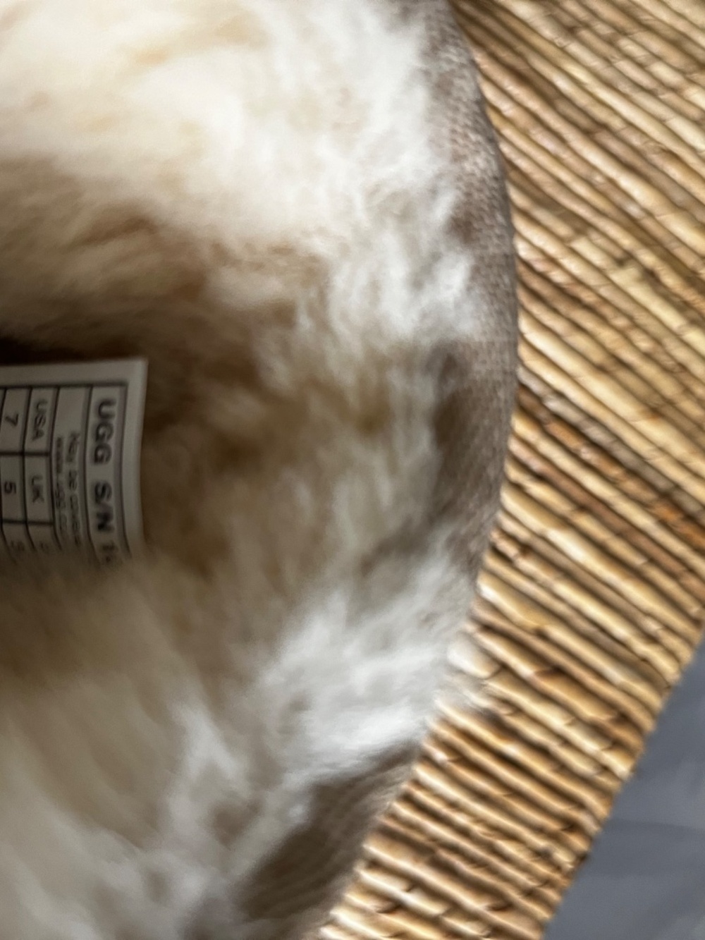 Ugg boots - Picture 5 of 6